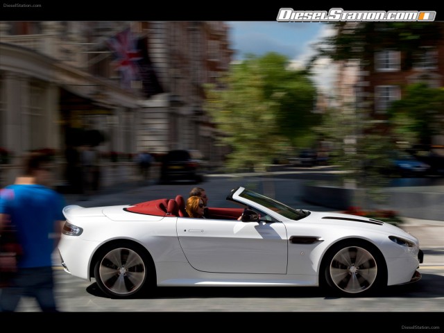 Aston Martin V12 Vantage Roadster 2013 Picture #24 Aston Martin V12 Vantage Roadster 2013 Picture #24